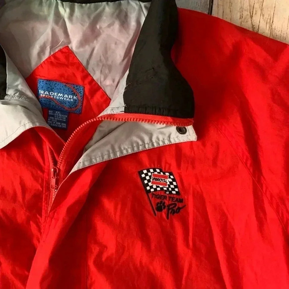 Vintage trade mark sports uniroyal tiger team pro lightweight jacket - Picture 6 of 8